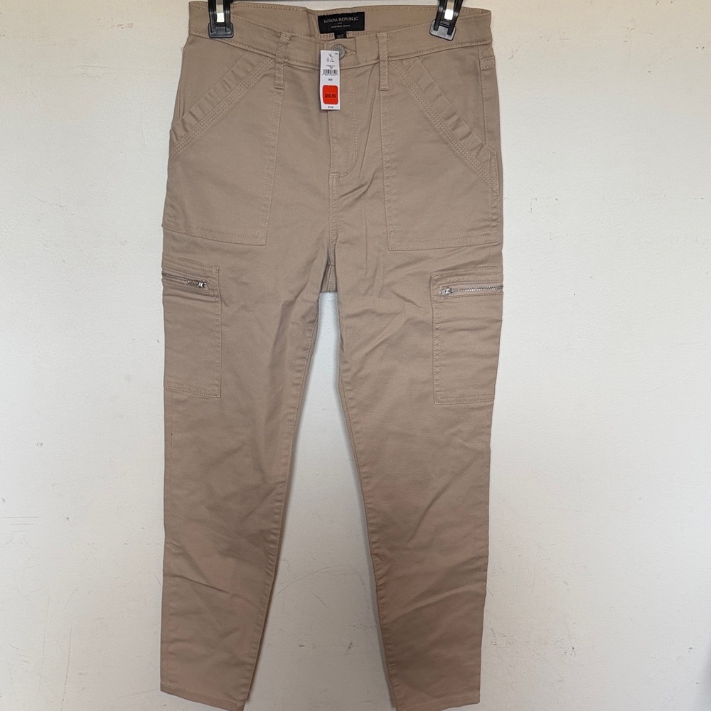 Banana Republic womens Beige Cargo Pants